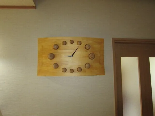 手作り　木の時計　角型（横長）