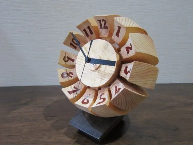 木製置き時計　球体型